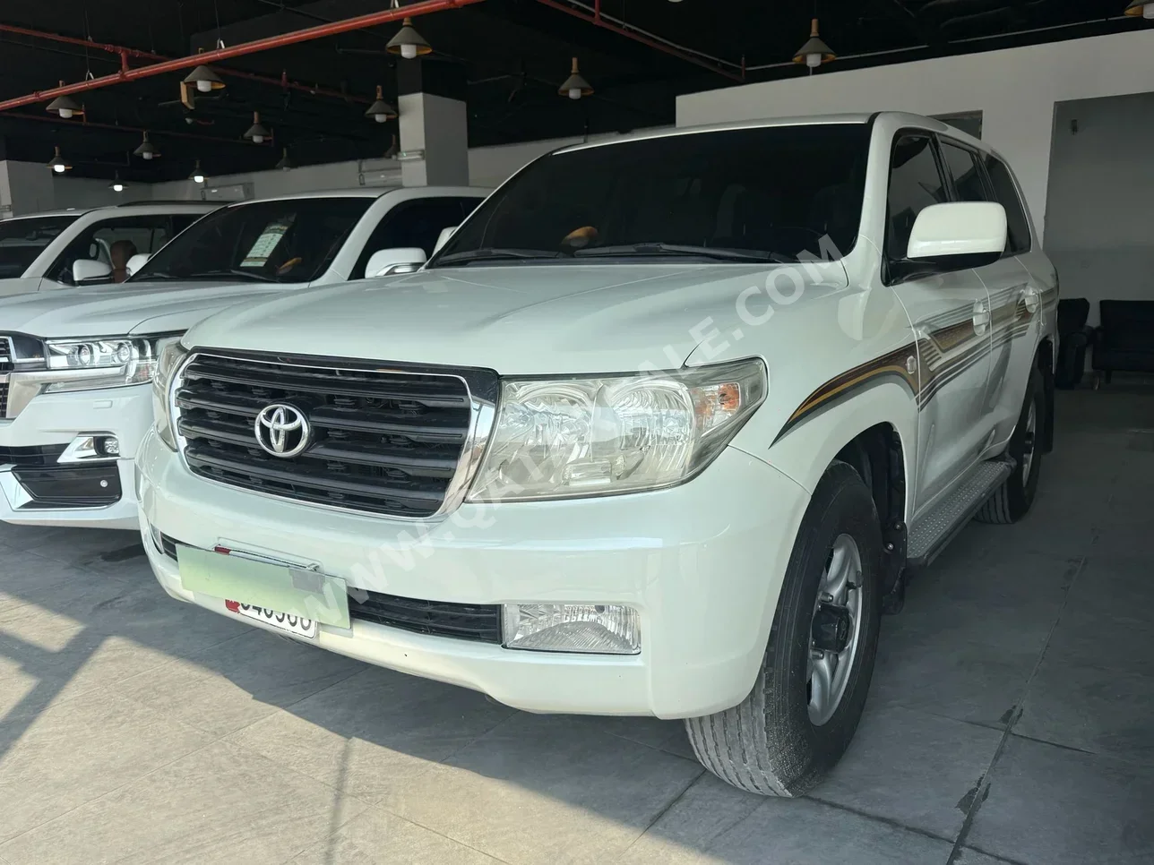 Toyota  Land Cruiser  GX  2009  Automatic  280,000 Km  6 Cylinder  Four Wheel Drive (4WD)  SUV  White