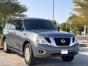 نيسان  باترول  أكس أي  2015  اوتوماتيك  199,000 كم  8 سلندر  دفع رباعي  اس يو في  رمادي