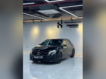 مرسيدس - بنز  ايه - كلاس  250  2015  اوتوماتيك  81,000 كم  4 سلندر  دفع خلفي  هاتشباك  أسود