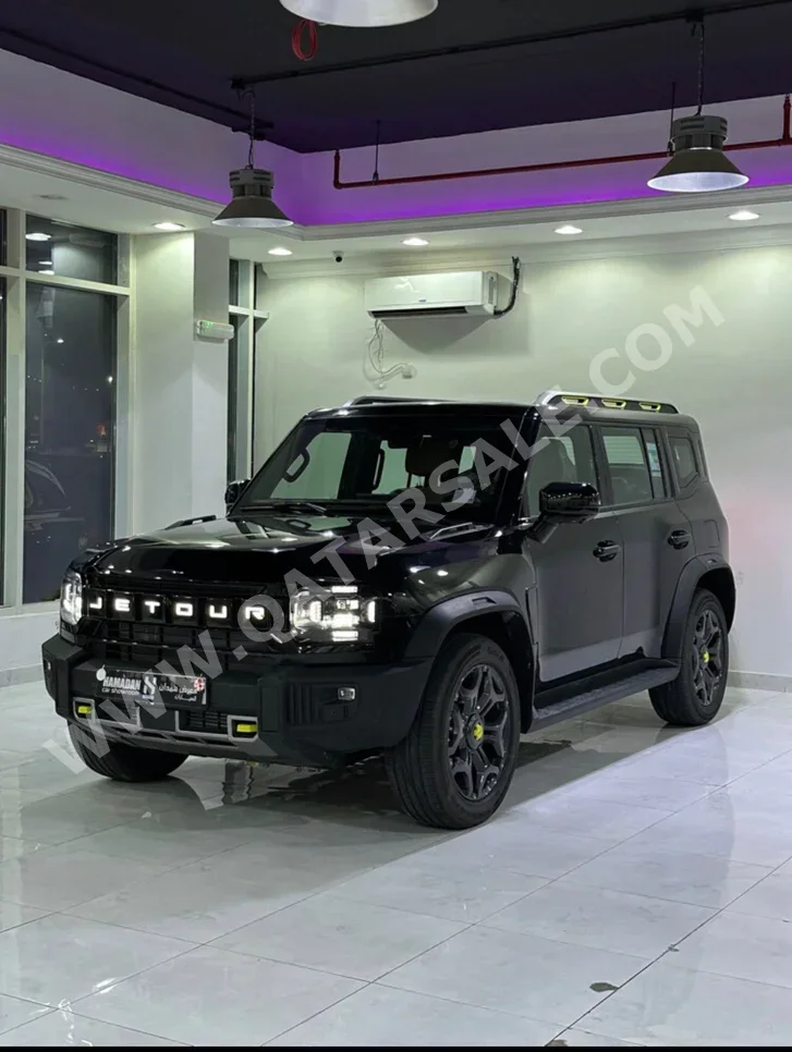 جيتور  تي 2  لكجري  2026  اوتوماتيك  3,000 كم  4 سلندر  دفع رباعي  اس يو في  أسود  تحت الضمان