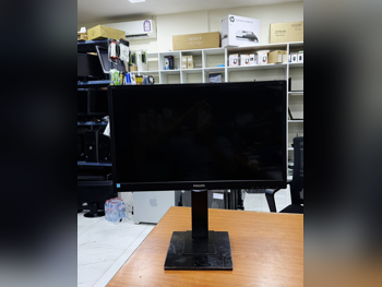 Monitors Philips /  24 Inch  Black  HDMI  Wide Screen  Warranty