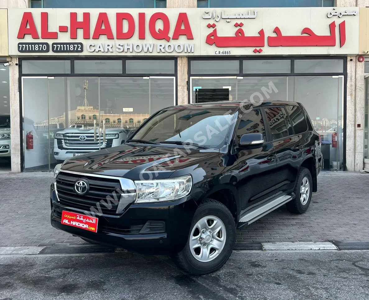 Toyota  Land Cruiser  GX  2020  Automatic  129,000 Km  6 Cylinder  Four Wheel Drive (4WD)  SUV  Black