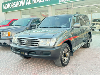 Toyota  Land Cruiser  GX  2003  Manual  494,000 Km  6 Cylinder  Four Wheel Drive (4WD)  SUV  Gray