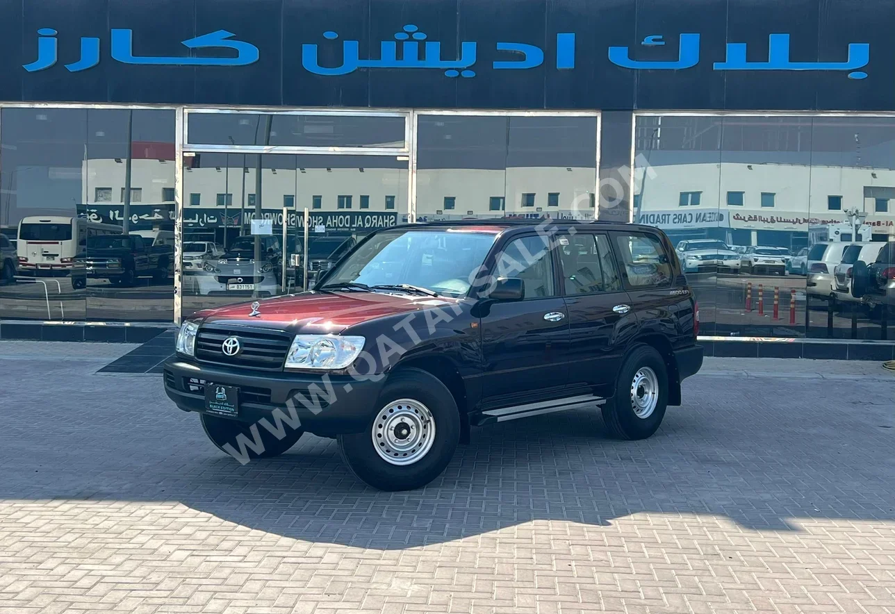 Toyota Land Cruiser G 2005 Manual 17,000 Km 6 Cylinder Four Wheel Drive (4WD) SUV Maroon
