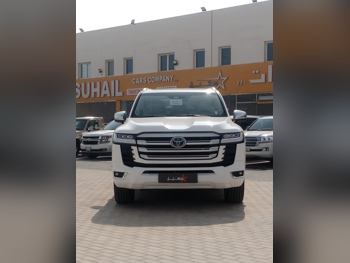 Toyota  Land Cruiser  VXR Twin Turbo  2025  Automatic  0 Km  6 Cylinder  Four Wheel Drive (4WD)  SUV  White  With Warranty