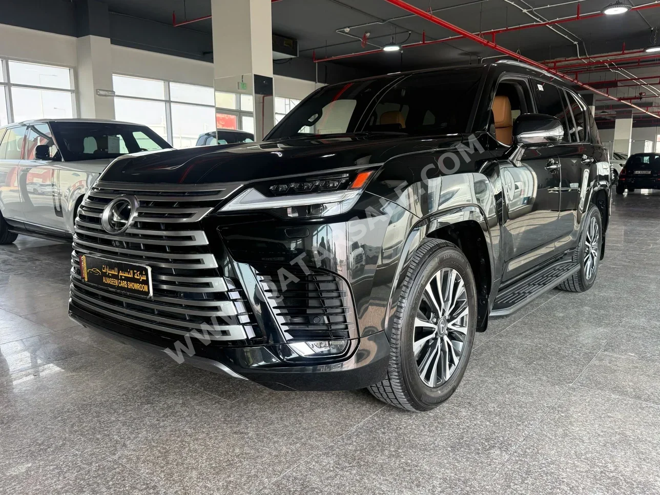 Lexus  LX  600 Luxury  2024  Automatic  25,000 Km  6 Cylinder  Four Wheel Drive (4WD)  SUV  Black  With Warranty