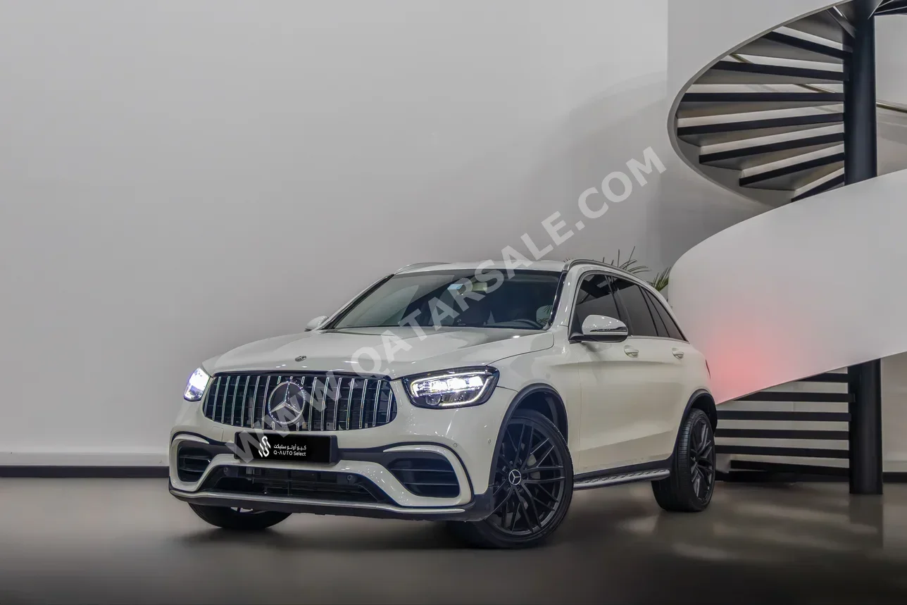 Mercedes-Benz  GLC  200  2020  Automatic  58,000 Km  4 Cylinder  Four Wheel Drive (4WD)  SUV  White