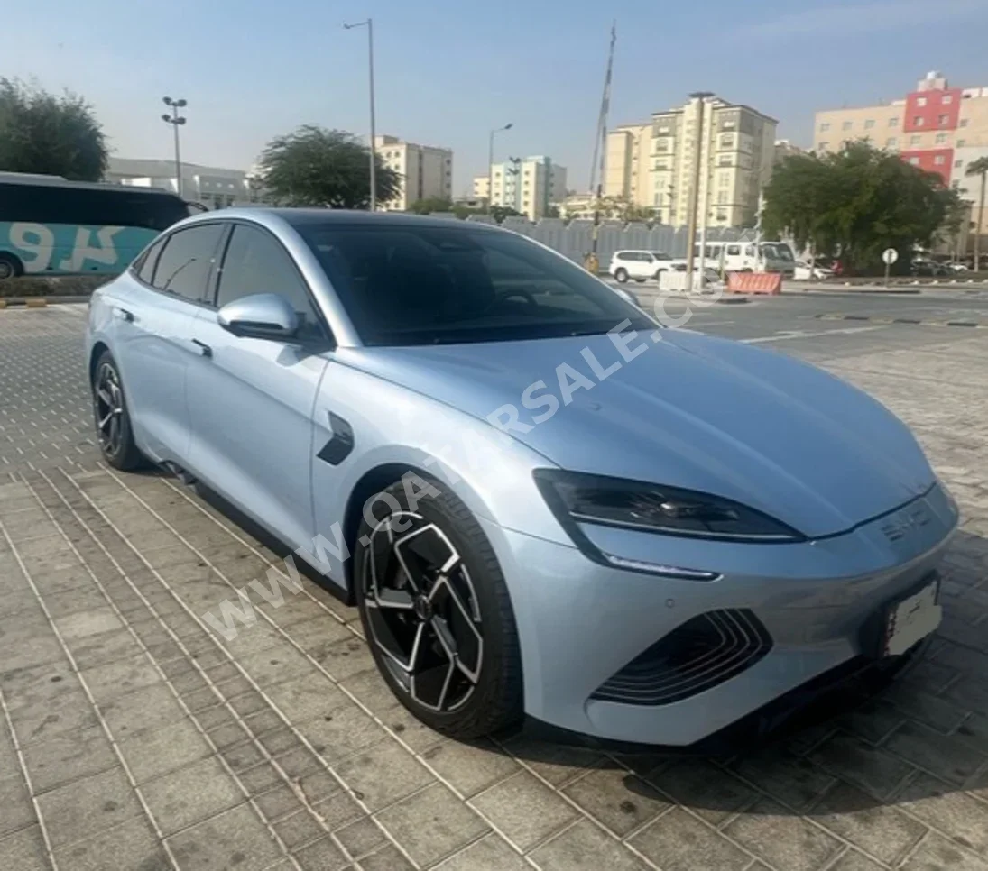 BYD Seal 2024 Automatic 30,000 Km 0 Cylinder All Wheel Drive (AWD) Sedan Light Sky Blue With Warranty