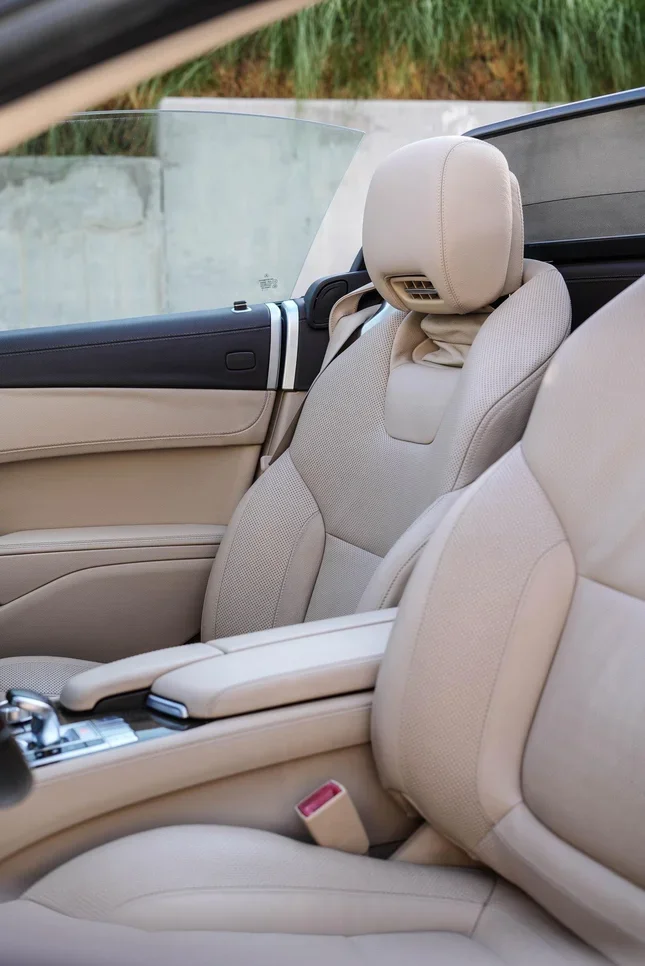 Mercedes-Benz SL 350 2013 Automatic 69,000 Km 6 Cylinder All Wheel Drive (AWD) Coupe / Sport Black With Warranty