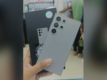 هواتف نقالة سامسونج - جالاكسي اس - 24 الترا - تيتانيوم طبيعي - 256 جيجابايت - تحت الضمان