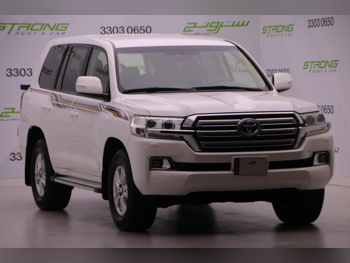 تويوتا  لاند كروزر  جي اكس ار  2017  اوتوماتيك  59,000 كم  6 سلندر  دفع رباعي  اس يو في  أبيض