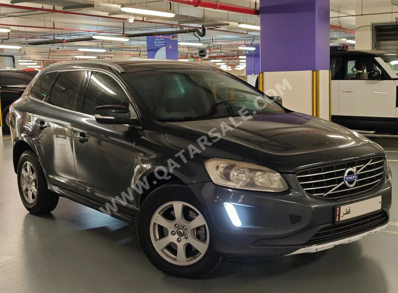 Volvo  XC  60  2015  Automatic  130,000 Km  4 Cylinder  Front Wheel Drive (FWD)  SUV  Gray
