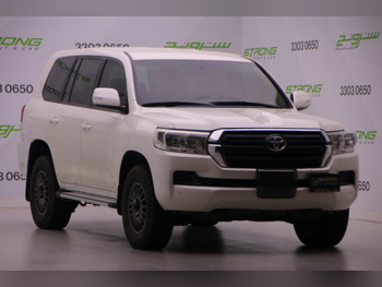 تويوتا  لاند كروزر  جي اكس  2016  اوتوماتيك  244,000 كم  6 سلندر  دفع رباعي  اس يو في  أبيض لؤلؤي