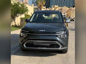 كيا  كارنز  2023  اوتوماتيك  38,000 كم  4 سلندر  سحب امامي  اس يو في  رمادي غامق