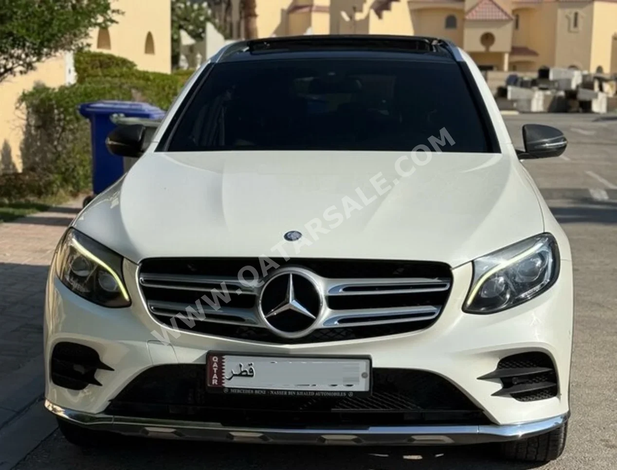 Mercedes-Benz  GLC  300  2016  Automatic  64,000 Km  4 Cylinder  Four Wheel Drive (4WD)  SUV  White