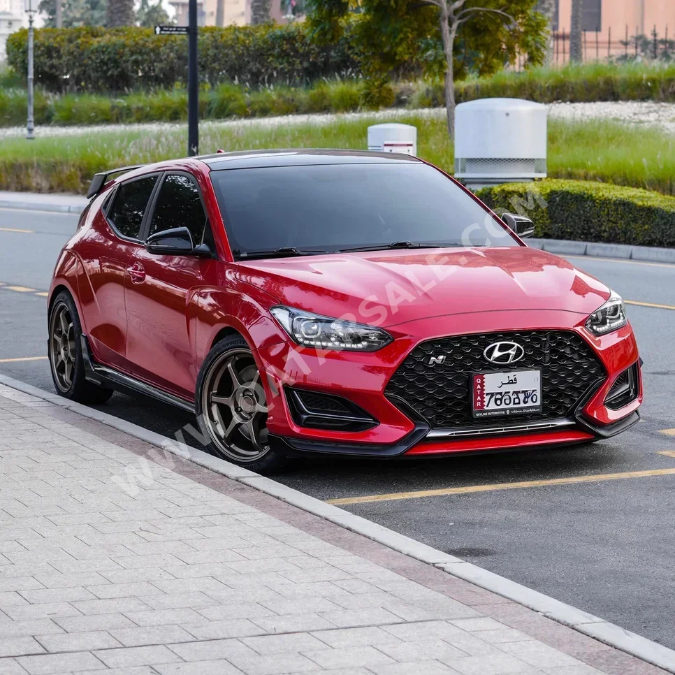 Hyundai  Veloster  N  2019  Manual  43,000 Km  4 Cylinder  All Wheel Drive (AWD)  Coupe / Sport  Red