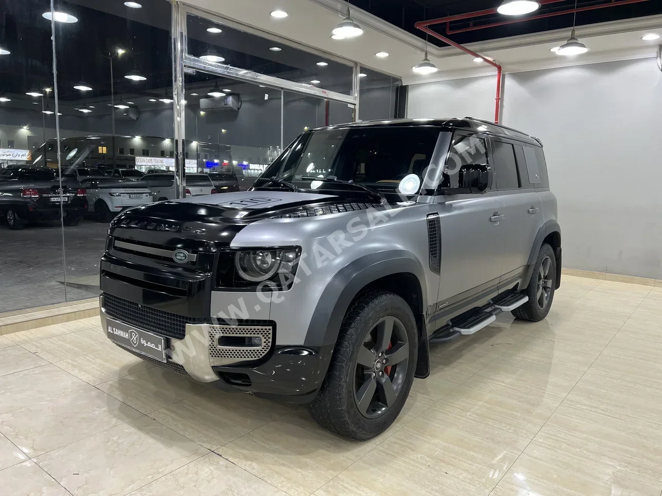 لاند روفر ديفيندر 110 اكس 2022 اوتوماتيك 51,000 كم 6 سلندر دفع رباعي اس يو في رمادي