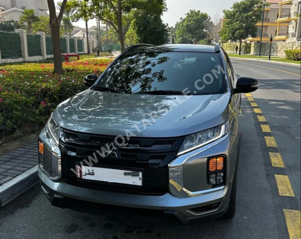 Mitsubishi ASX 2023 Automatic 26,929 Km 4 Cylinder All Wheel Drive (AWD) SUV Silver and Black With Warranty