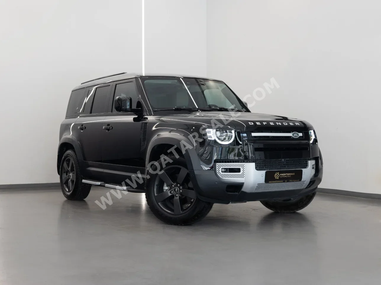 Land Rover Defender 110 SE Dynamic 2023 Automatic 11,200 Km 4 Cylinder Four Wheel Drive (4WD) SUV Black With Warranty