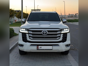 Toyota  Land Cruiser  VX Twin Turbo  2024  Automatic  54,000 Km  6 Cylinder  Four Wheel Drive (4WD)  SUV  White  With Warranty