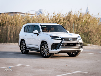 Lexus  LX  600  2023  Automatic  139,500 Km  6 Cylinder  Four Wheel Drive (4WD)  SUV  White