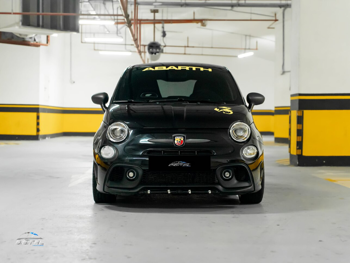 Fiat 695 Abarth 2024 Automatic 45,600 Km 4 Cylinder Front Wheel Drive (FWD) Hatchback Black