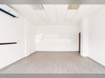 مكاتب تجارية - غير مفروشة  - الدوحة  - فريج النصر