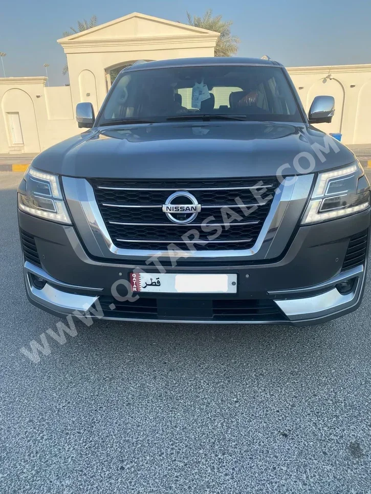 Nissan  Patrol  Platinum  2020  Automatic  228,000 Km  8 Cylinder  Four Wheel Drive (4WD)  SUV  Gray