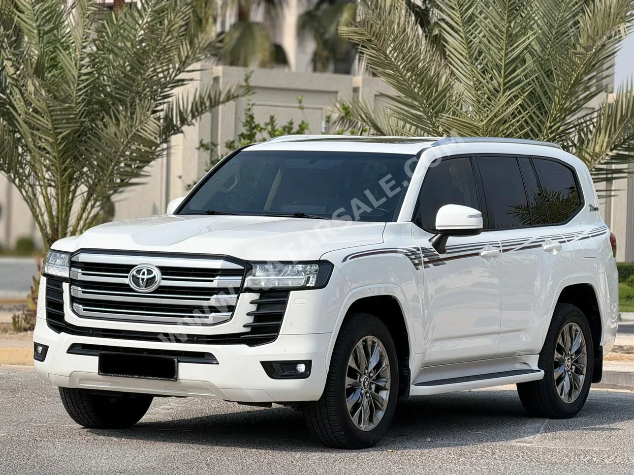 Toyota Land Cruiser GXR Twin Turbo 2022 Automatic 80,000 Km 6 Cylinder Four Wheel Drive (4WD) SUV White