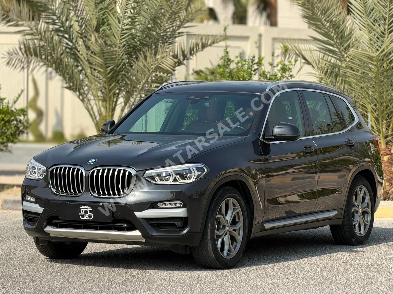 بي ام دبليو الفئة - اكس اكس 3 2020 اوتوماتيك 72,000 كم 4 سلندر دفع رباعي اس يو في رمادي