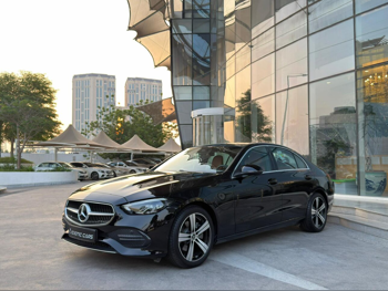 مرسيدس - بنز سي - كلاس 200 2024 اوتوماتيك 0 كم 4 سلندر دفع خلفي سيدان أسود تحت الضمان