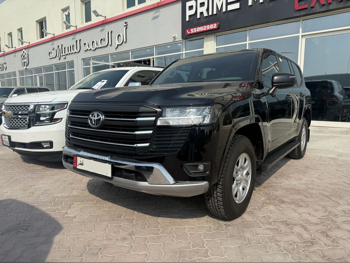 تويوتا  لاند كروزر  جي اكس  2024  اوتوماتيك  51,000 كم  6 سلندر  دفع رباعي  اس يو في  أسود  تحت الضمان