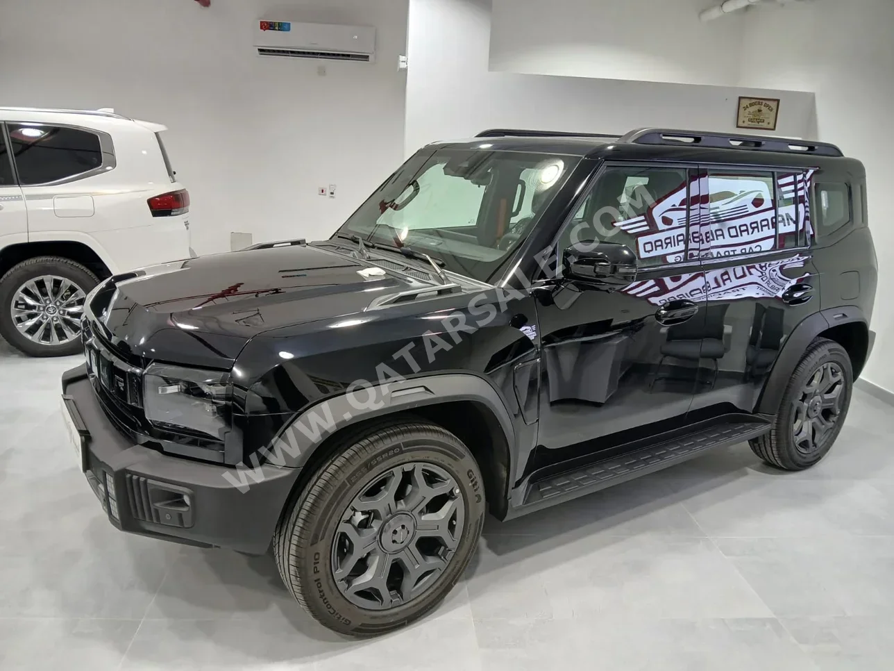Jetour  T2  Luxury  2026  Automatic  0 Km  4 Cylinder  Four Wheel Drive (4WD)  SUV  Black  With Warranty