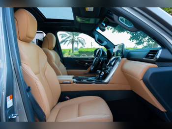 لكزس  ال اكس  600  2024  اوتوماتيك  12,500 كم  6 سلندر  دفع كلي مستمر  اس يو في  رمادي  تحت الضمان