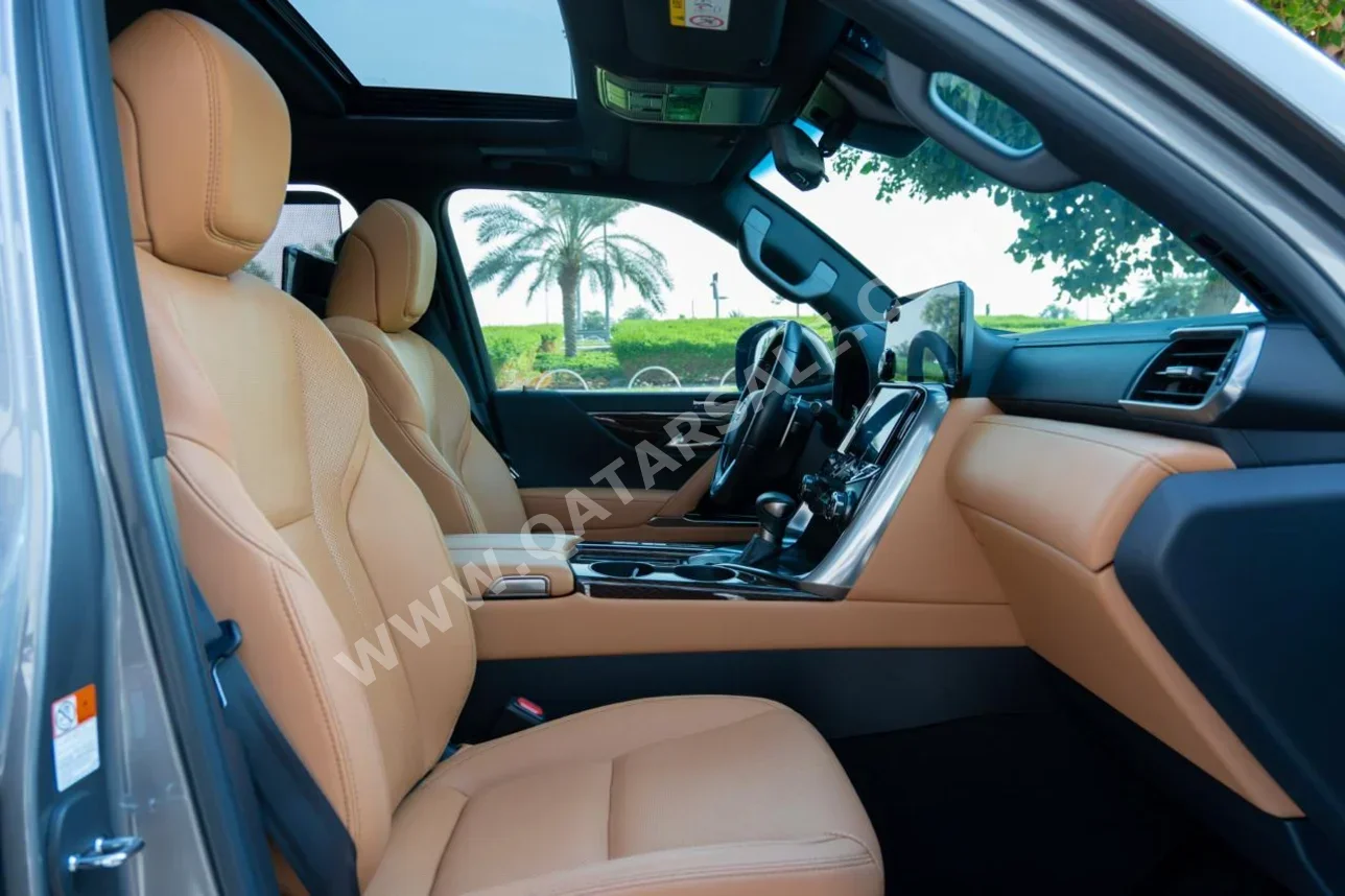 لكزس ال اكس 600 2024 اوتوماتيك 12,500 كم 6 سلندر دفع كلي مستمر اس يو في رمادي تحت الضمان