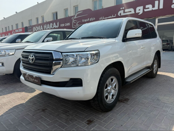 Toyota  Land Cruiser  GX  2018  Automatic  266,000 Km  6 Cylinder  Four Wheel Drive (4WD)  SUV  White