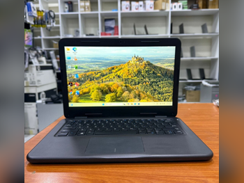 Laptops Dell - Latitude - Black - Windows 11 - Intel - Core i3 -Memory (Ram): 4 GB