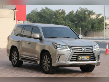 لكزس ال اكس 570 2016 اوتوماتيك 240,000 كم 8 سلندر دفع رباعي اس يو في سونيك تايتينيم