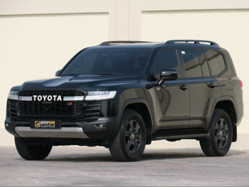 تويوتا  لاند كروزر  جي ار سبورت توين تيربو  2023  اوتوماتيك  48,000 كم  6 سلندر  دفع رباعي  اس يو في  أسود  تحت الضمان