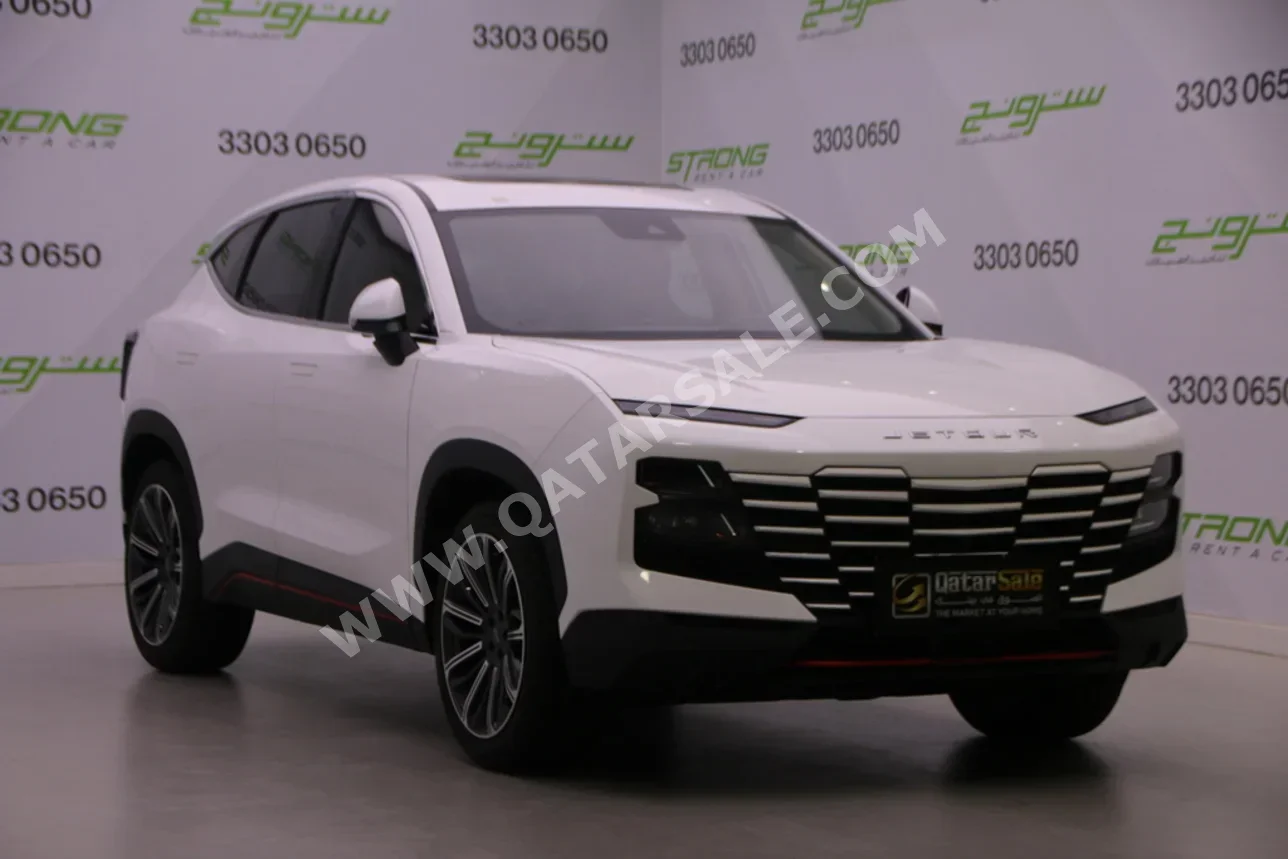 Jetour Dashing Flag Ship 2025 Automatic 10,000 Km 4 Cylinder Four Wheel Drive (4WD) SUV White With Warranty