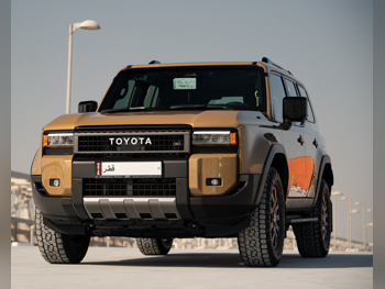 تويوتا  برادو  فيرست اديشن  2024  اوتوماتيك  18,100 كم  4 سلندر  دفع رباعي  اس يو في  بيج و بني  تحت الضمان