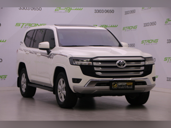 Toyota  Land Cruiser  GXR Twin Turbo  2022  Automatic  94,000 Km  6 Cylinder  Four Wheel Drive (4WD)  SUV  White  With Warranty