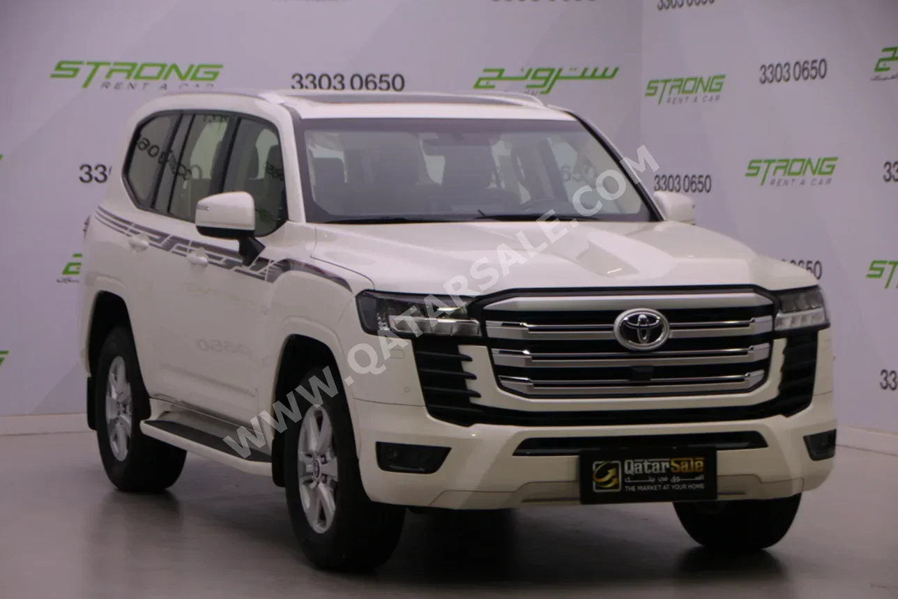 Toyota Land Cruiser GXR Twin Turbo 2023 Automatic 68,000 Km 6 Cylinder Four Wheel Drive (4WD) SUV White