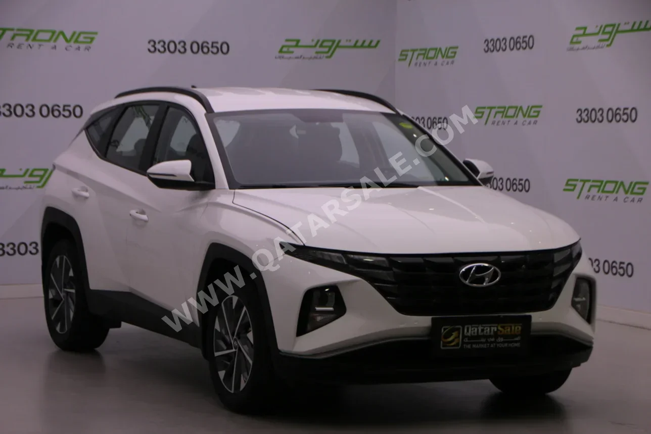 هيونداي تكسن 2024 اوتوماتيك 48,500 كم 4 سلندر سحب امامي اس يو في أبيض