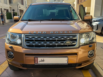 Land Rover  LR2  SE  2014  Automatic  99,500 Km  4 Cylinder  Four Wheel Drive (4WD)  SUV  Brown