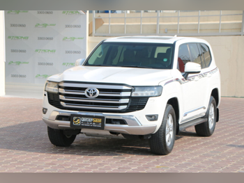 تويوتا  لاند كروزر  جي اكس ار توين توربو  2022  اوتوماتيك  166,000 كم  6 سلندر  دفع رباعي  اس يو في  أبيض  تحت الضمان
