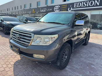 Toyota  Land Cruiser  VXR  2009  Automatic  370,000 Km  8 Cylinder  Four Wheel Drive (4WD)  SUV  Gray