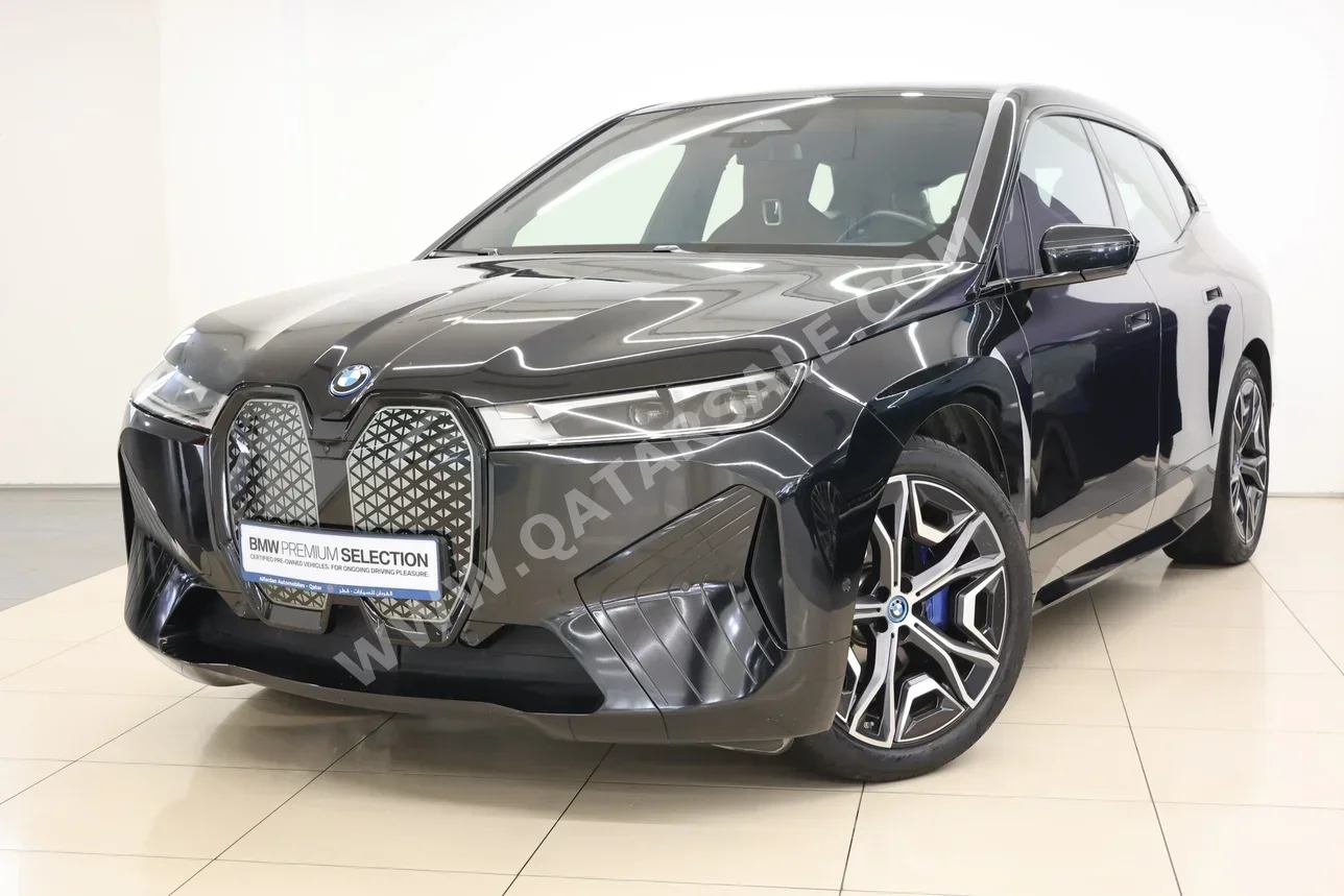بي ام دبليو اي اكس 40 2024 اوتوماتيك 28,000 كم 0 سلندر دفع كلي مستمر اس يو في أسود تحت الضمان