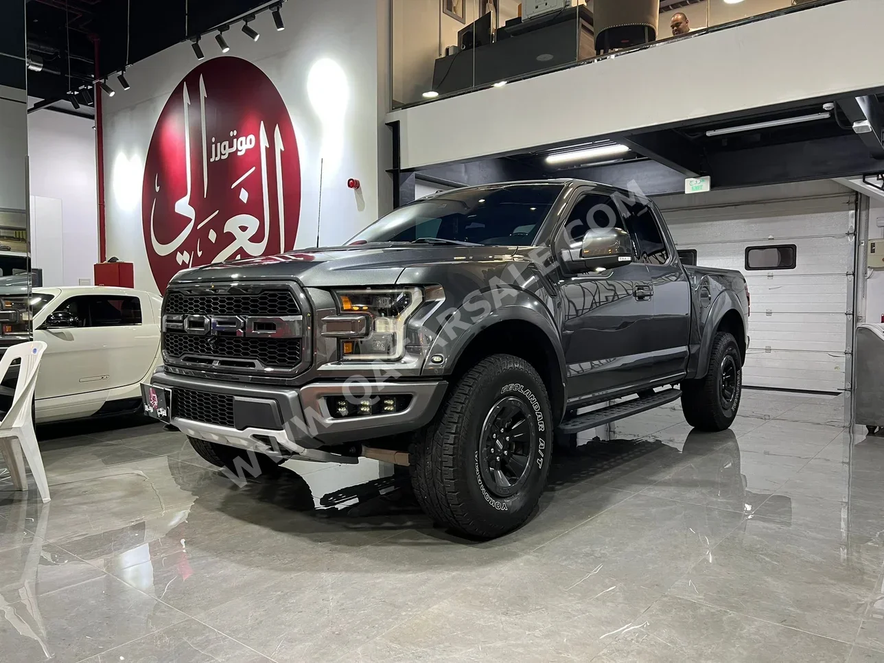 Ford Raptor 2018 Automatic 182,000 Km 6 Cylinder Four Wheel Drive (4WD) Pick Up Gray