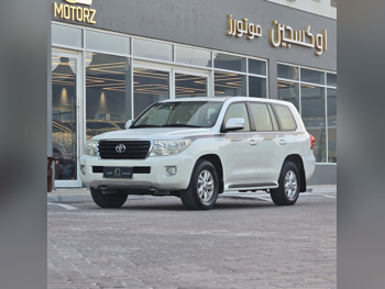 Toyota  Land Cruiser  GX  2014  Automatic  312,000 Km  6 Cylinder  Four Wheel Drive (4WD)  SUV  White